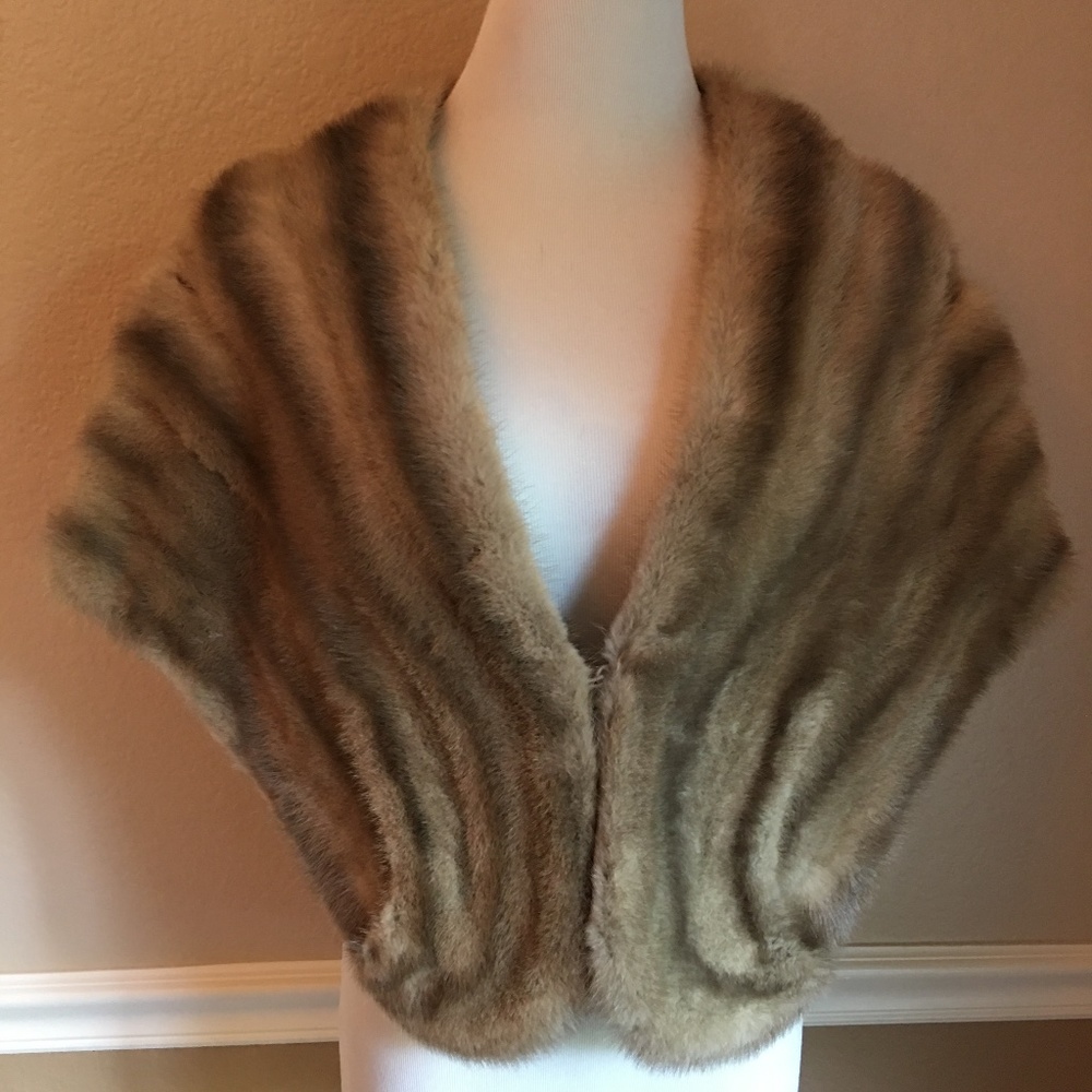 Dark Blonde Mink Caplet/Stole by Joesph Noonan Fur